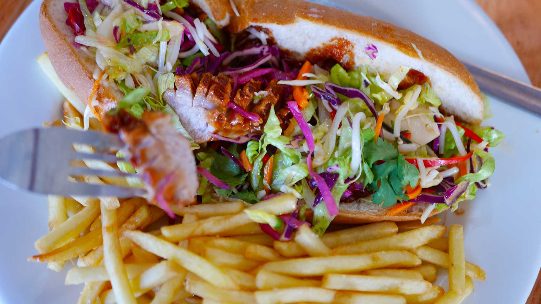 German Viet Roll – Bratwurst Sauerkraut