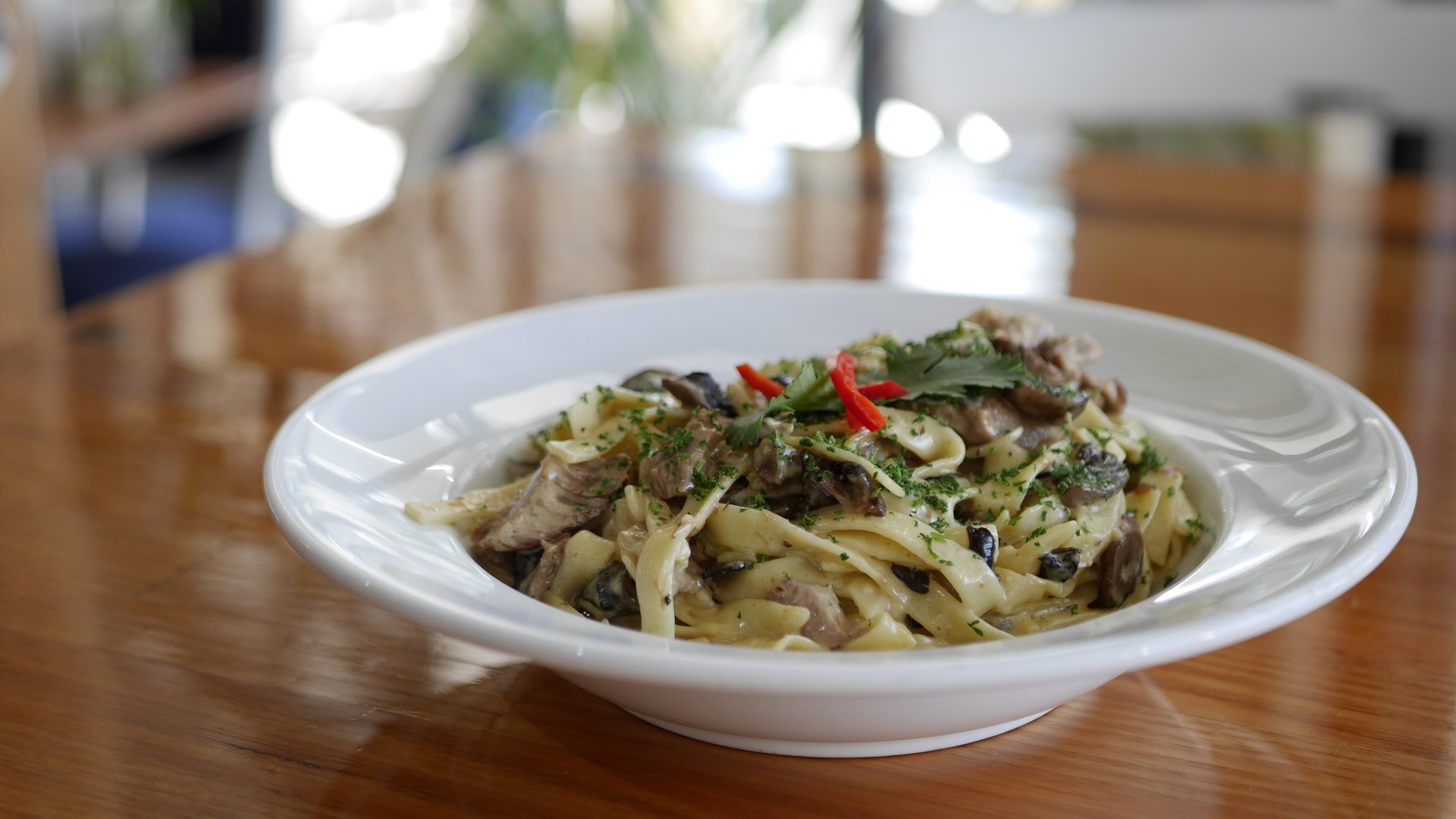 Street Eats Gallery – Italian Ham Hock Cabonara - Image 2