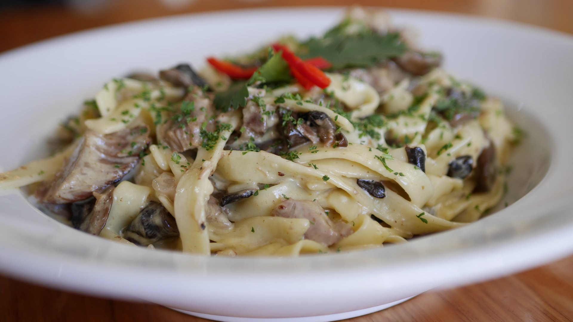 Street Eats Gallery – Italian Ham Hock Cabonara - Image 6