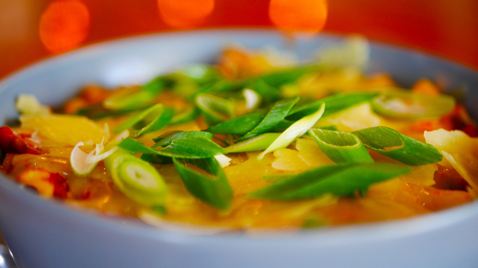 American Smoked Brisket & Macaroni in a Rich Tomato Sauce and topped with Cheese