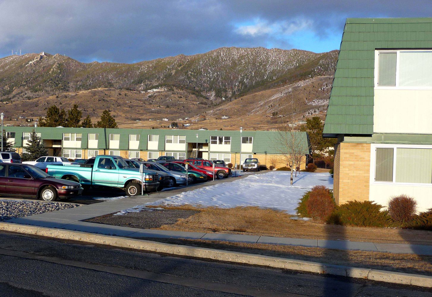 Manor View Apartments Property Details