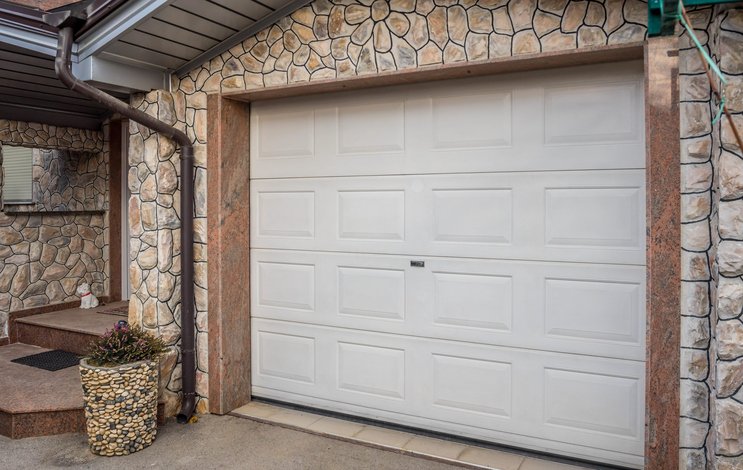 Garage Door Installation In Laredo