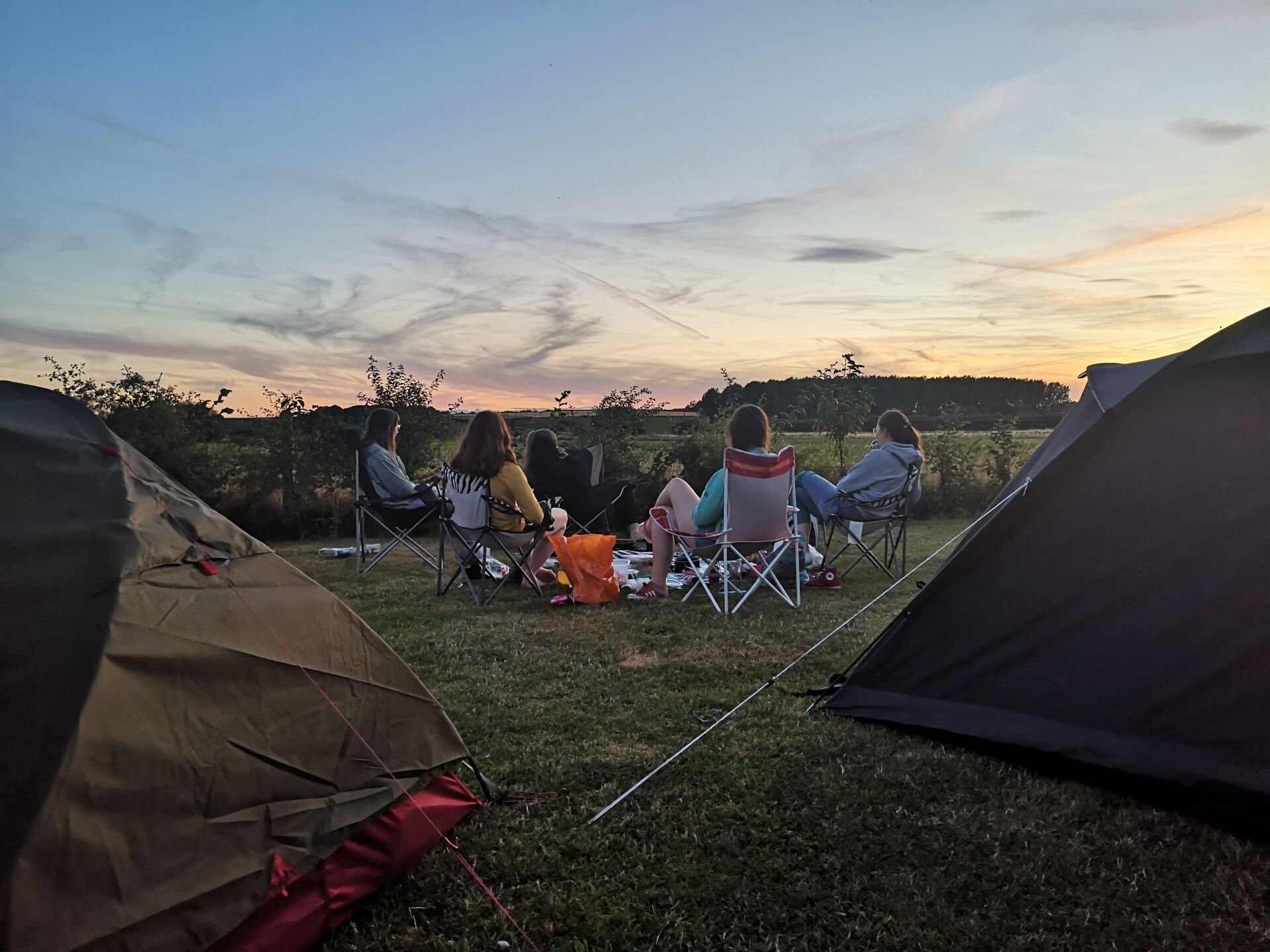 Camping & Glamping for Groups Three Horseshoes, Lincolnshire Wolds