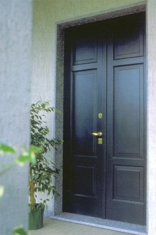 Portoncini ingresso stradella, broni f.lli valizia Rinforzare porta ingresso