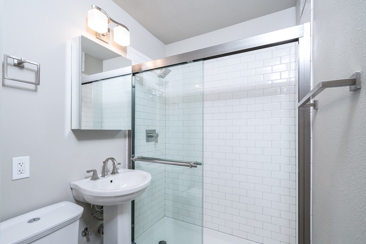 Lombardy Court Waddell Properties, Inc.