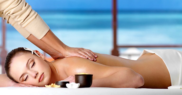 Marina Beauty beautitian relaxing