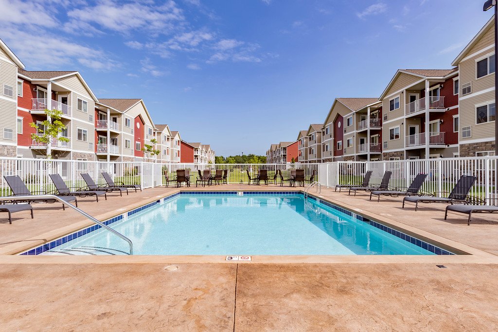 Pine Grove Estates Baxter, MN Apartments & Townhomes