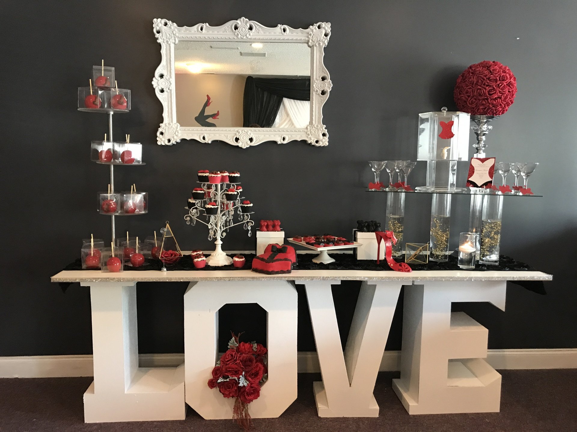 Floral Décor & Event Props | Party Divas Fayetteville