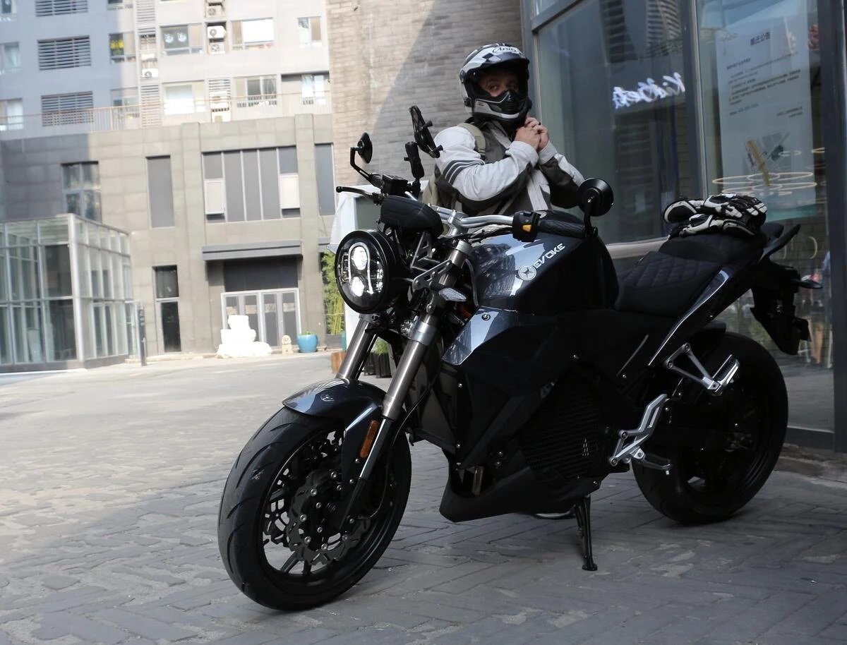 Safe Riding And Battery Management In Winter
