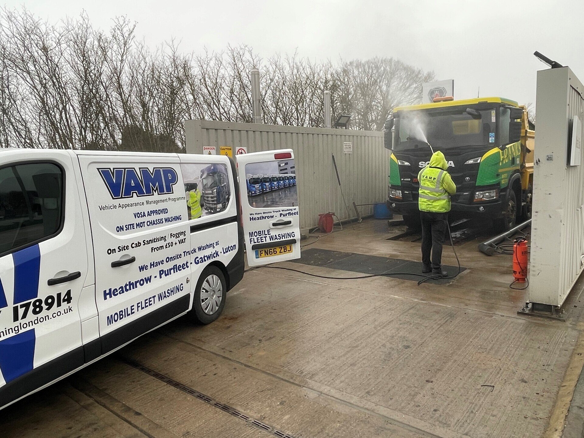 Mobile Truck Washing Service