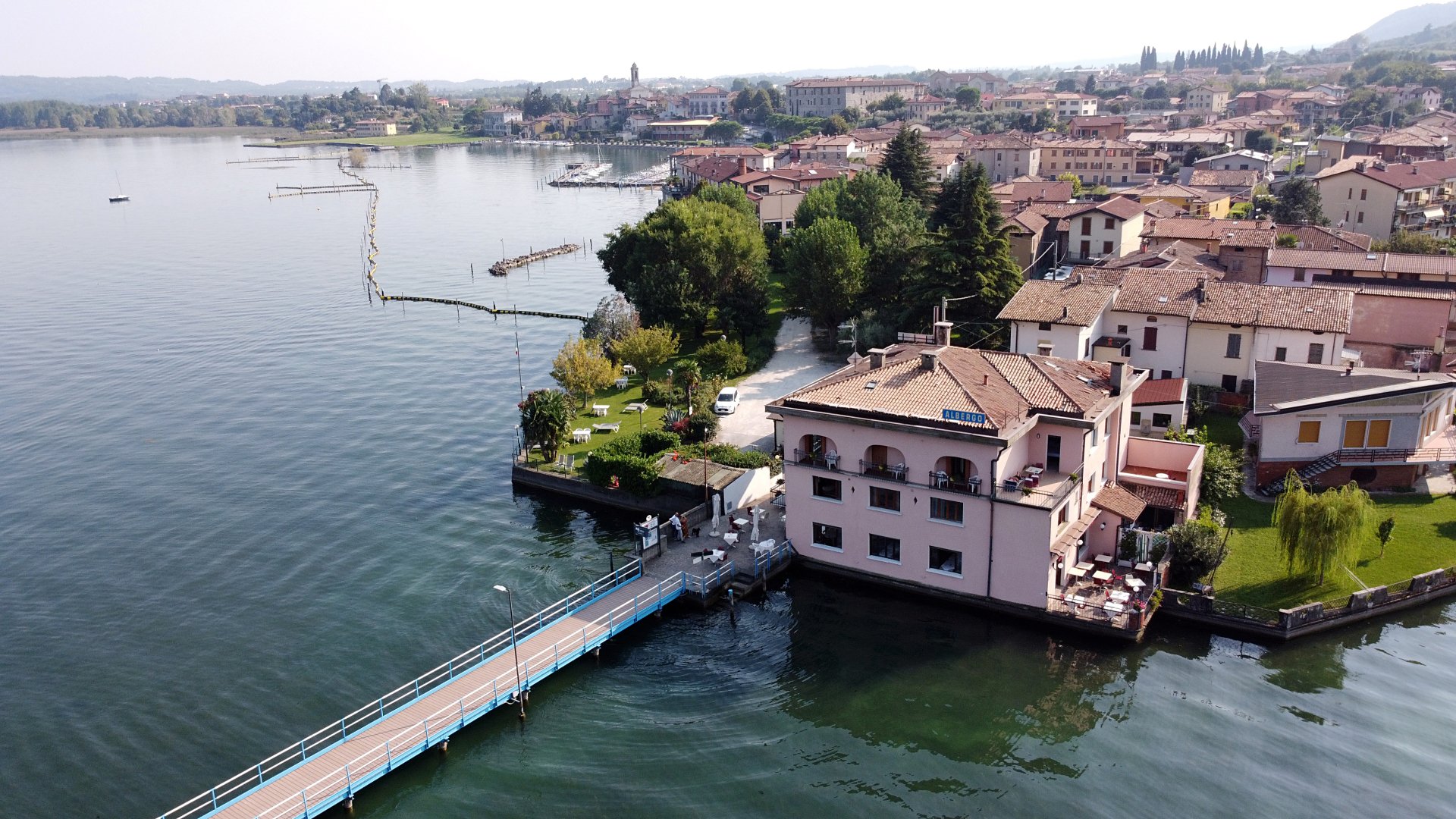 Hotel ristorante sulle rive del Lago d'Iseo - Clusane d'Iseo - Iseo ...