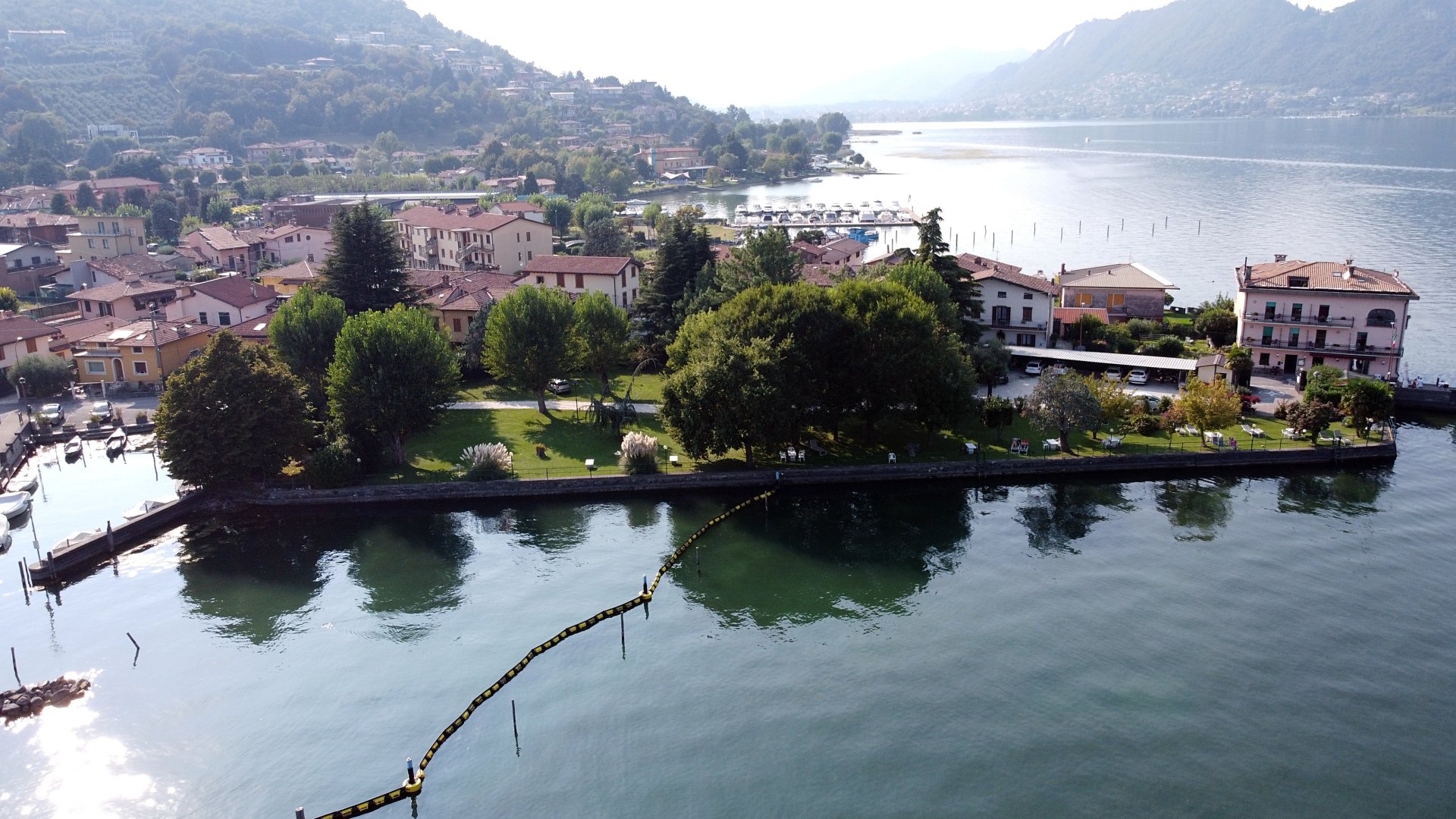 Hotel ristorante sulle rive del Lago d'Iseo - Clusane d'Iseo - Iseo ...