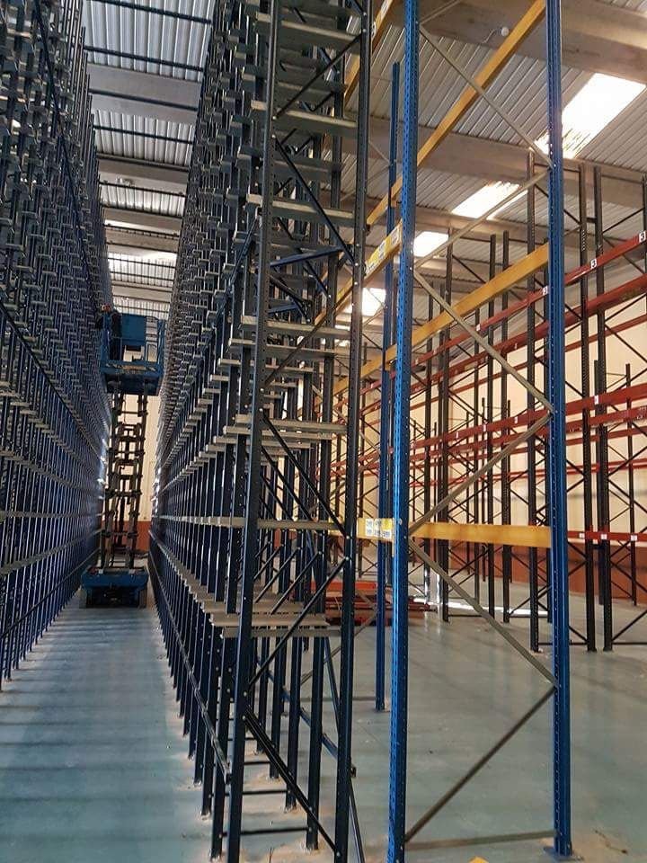 Estanterías metálicas industriales