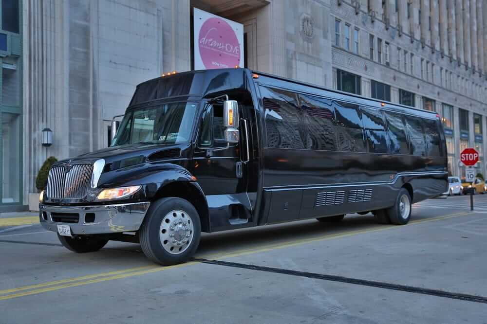 LimoTrac | Party Bus with a Bathroom Chicago | Restroom Limo Bus