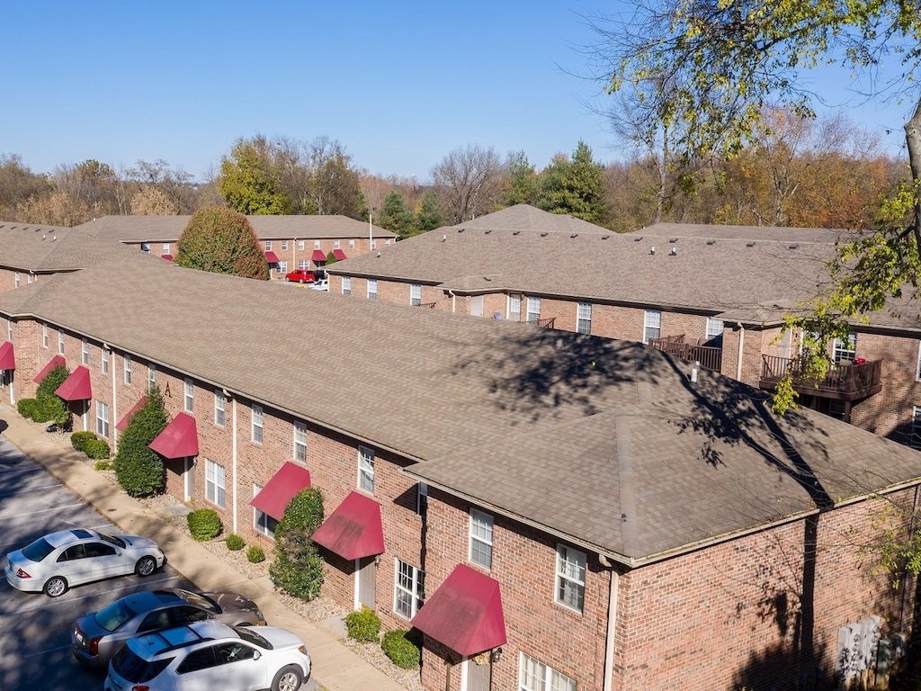 Riverwood Townhomes at 1114 Brockley Way, Bowling Green, KY.