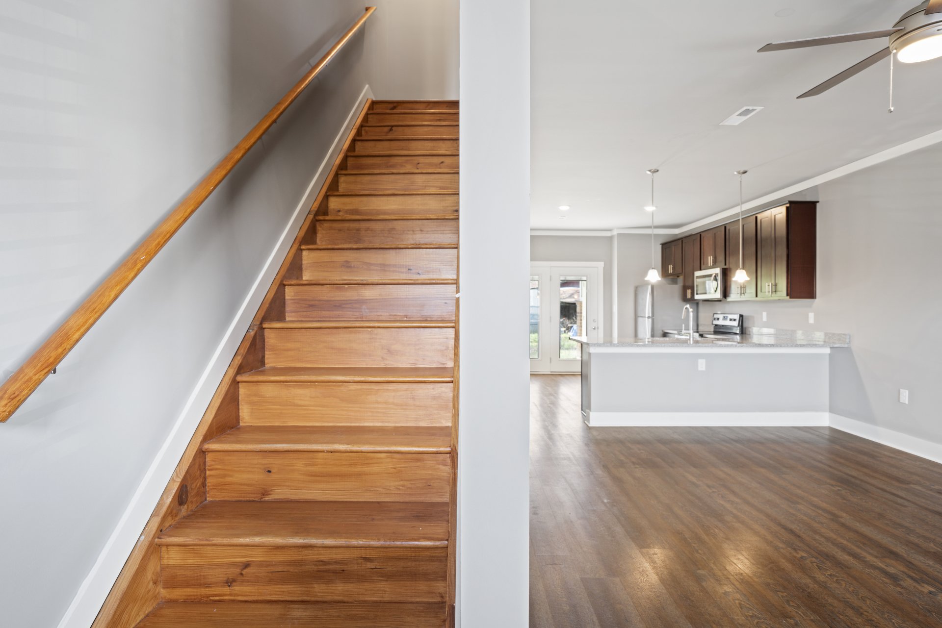 Twin Springs at 2940 Highway 31W, White House, Tennessee