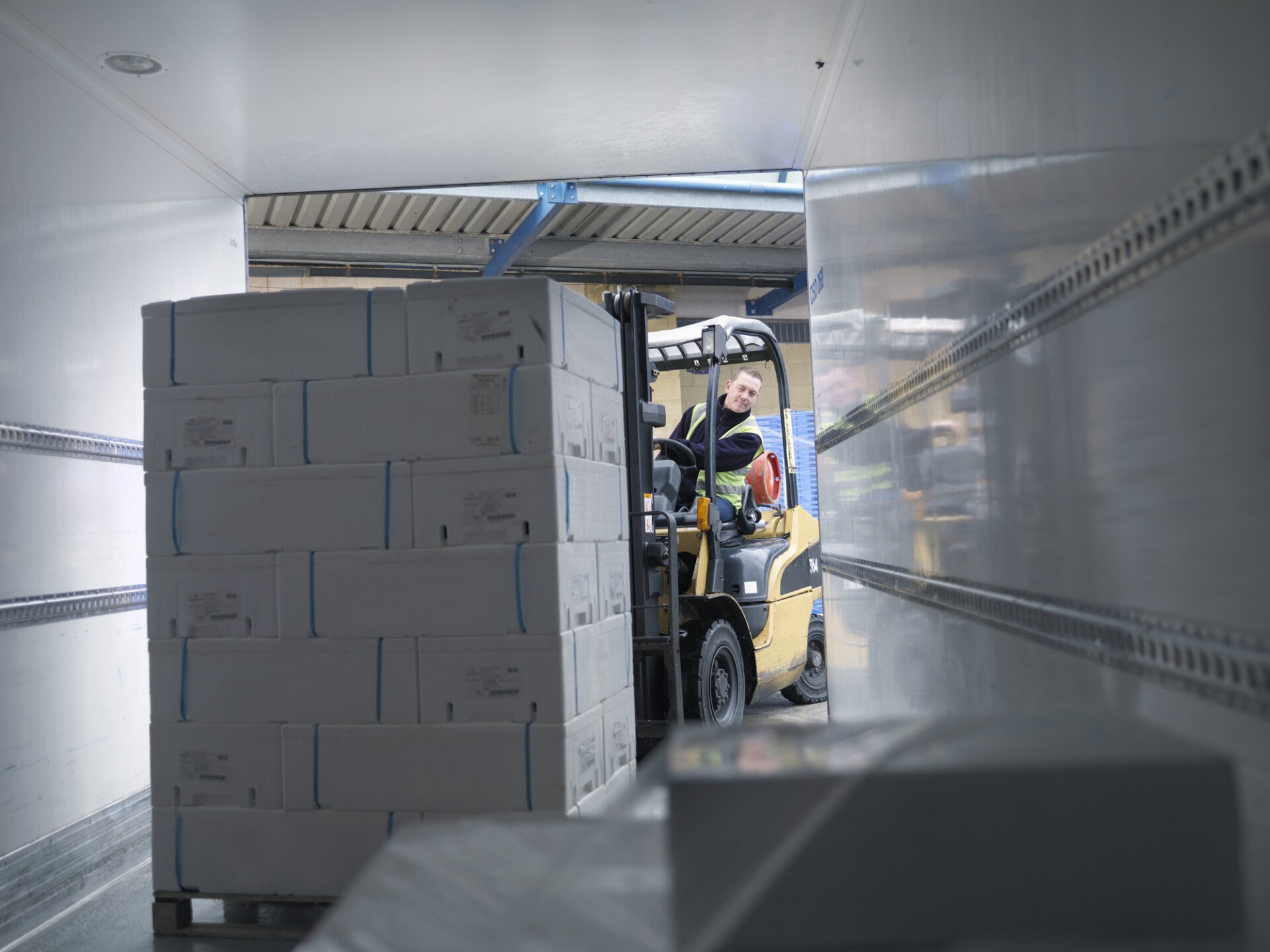 Refrigeration Transport Repair Lifting and Cooling Ltd