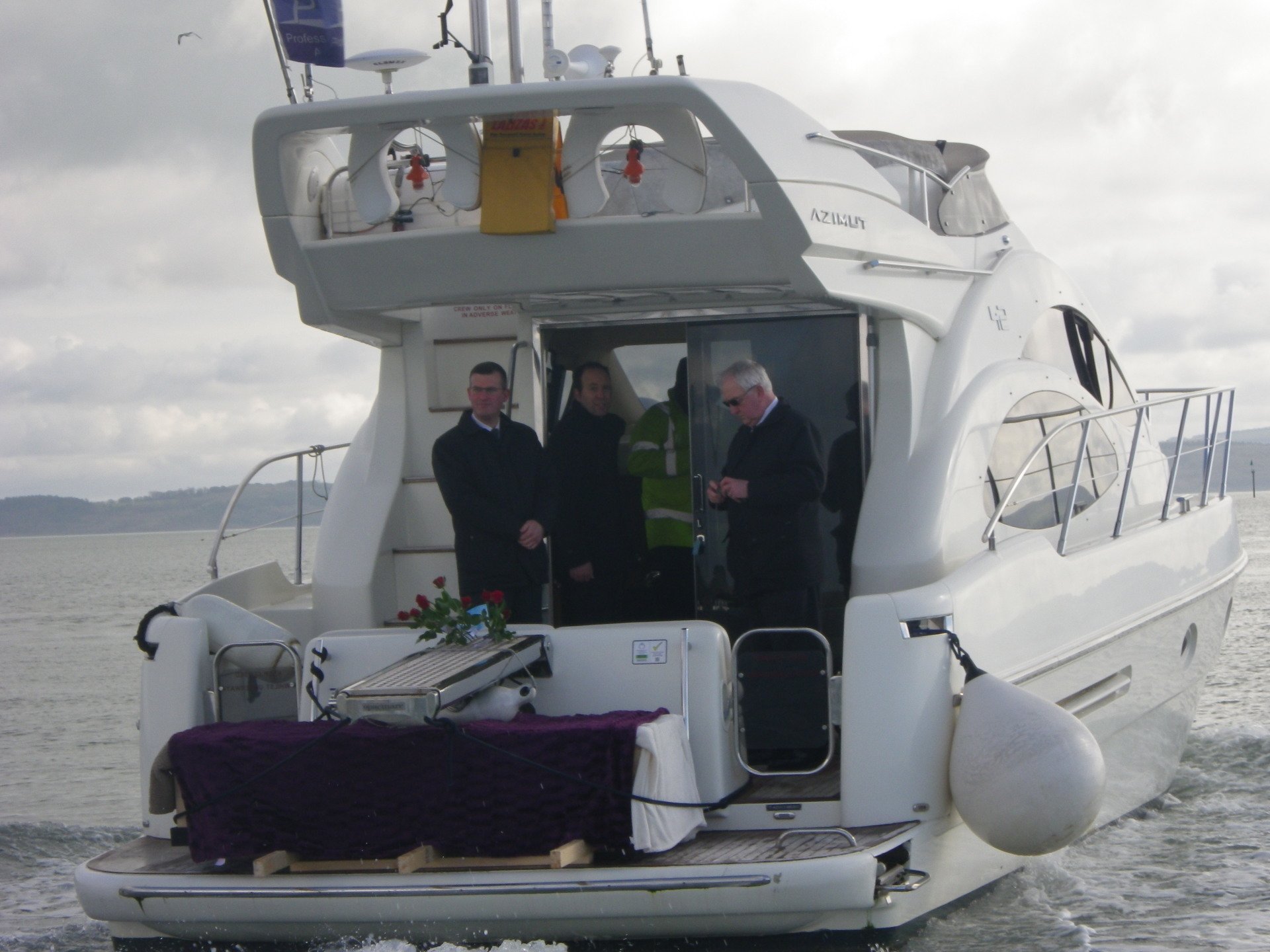Specialist sub‑contractor support for funeral directors, including MMO