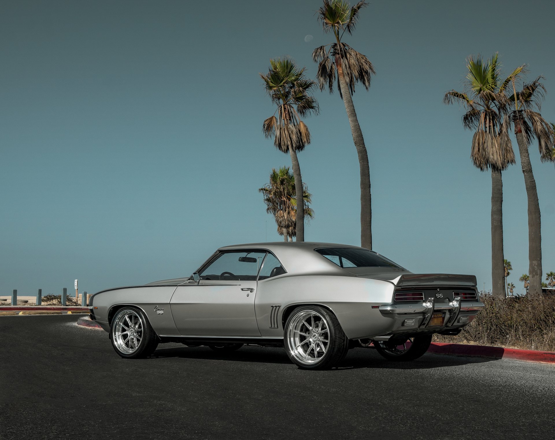 Custom Wheel Manufacturing in Costa Mesa, Orange County Grand Prix