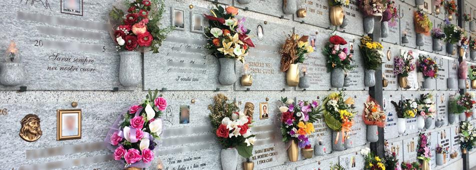 Portafiori In Marmo Per Cimitero