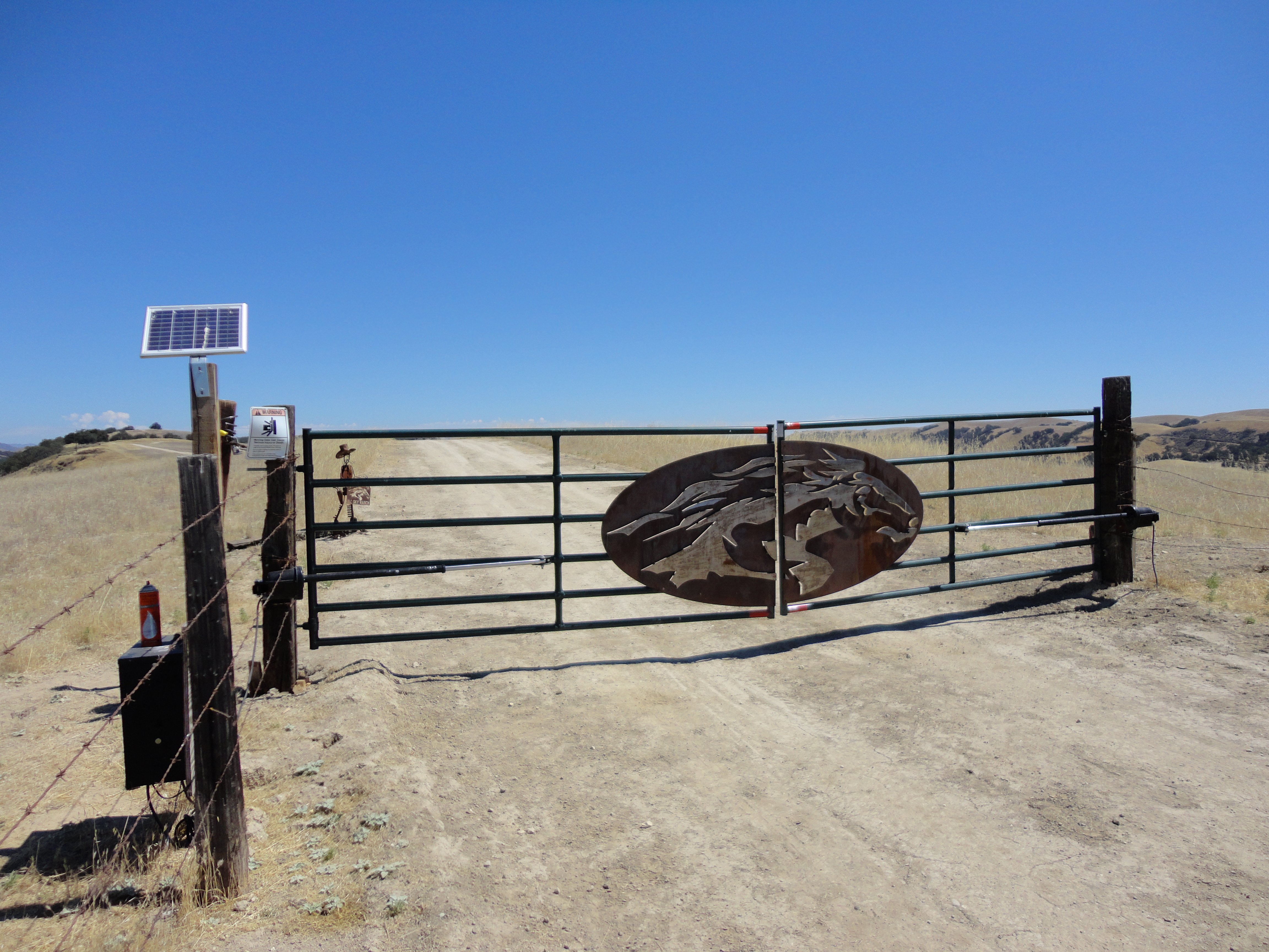Entry Gates & Driveway Gates | ML Entry Gates | CA