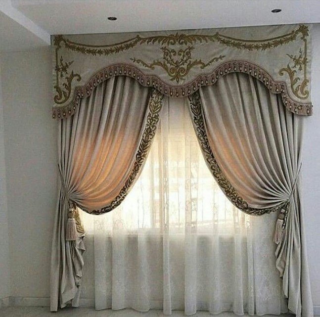 Curtain Egyptian Style