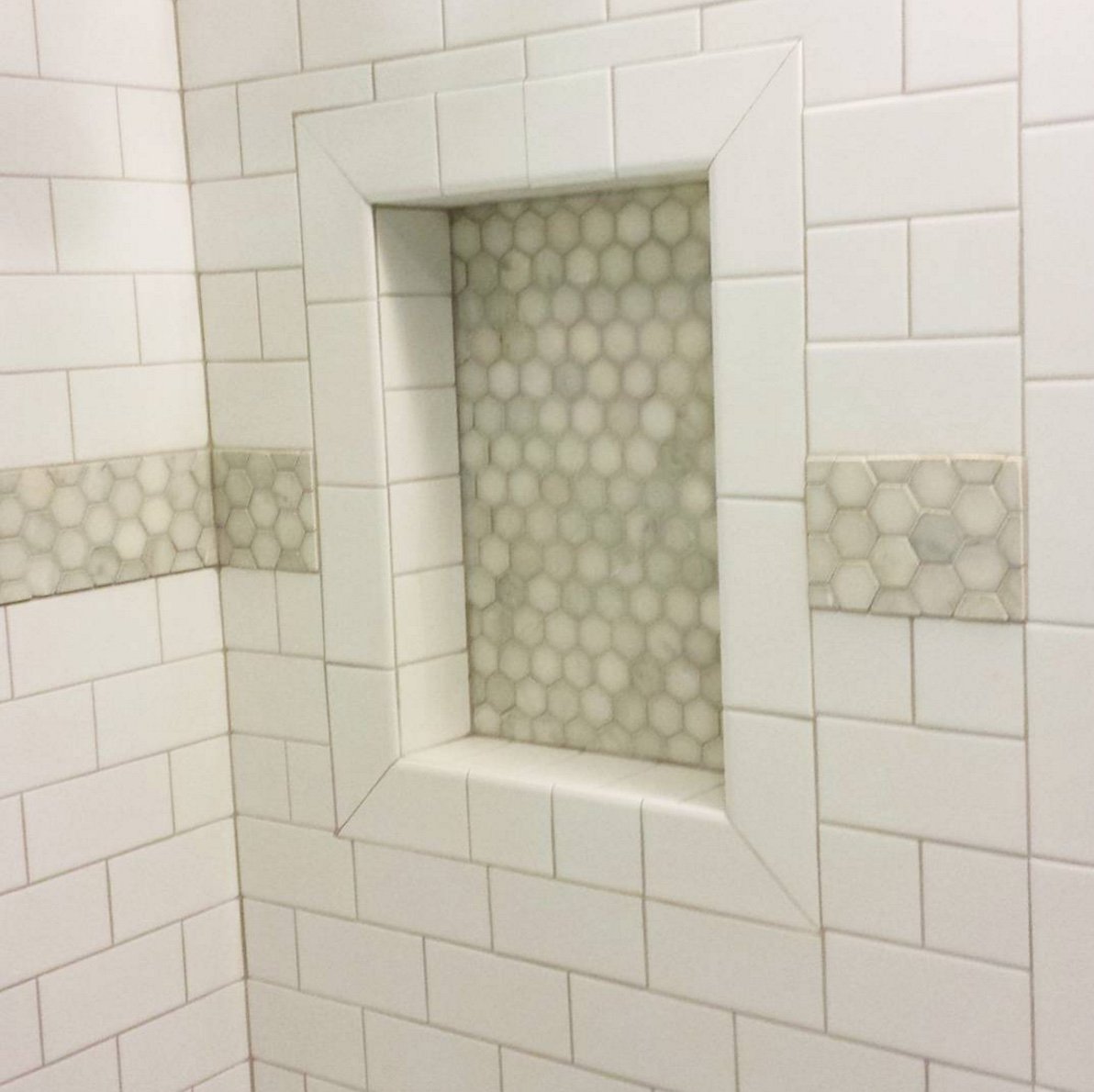 floor tiling contractor