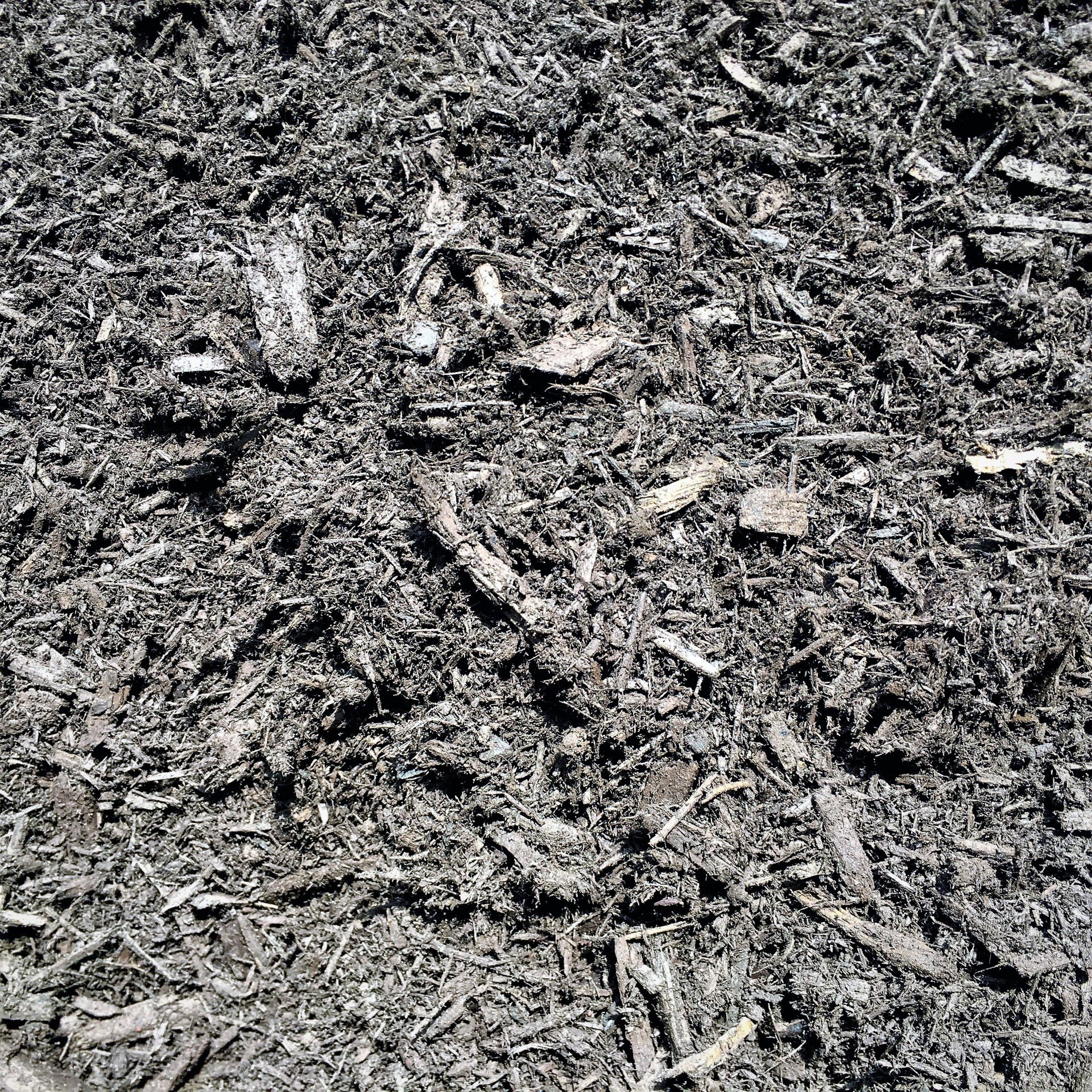 Garden Mulch Orange & Fairfield, CT D.R. Charles Environmental