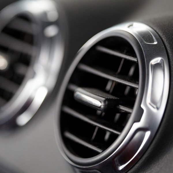 Car air con specialists L & H Exhausts MOT & Service Centre