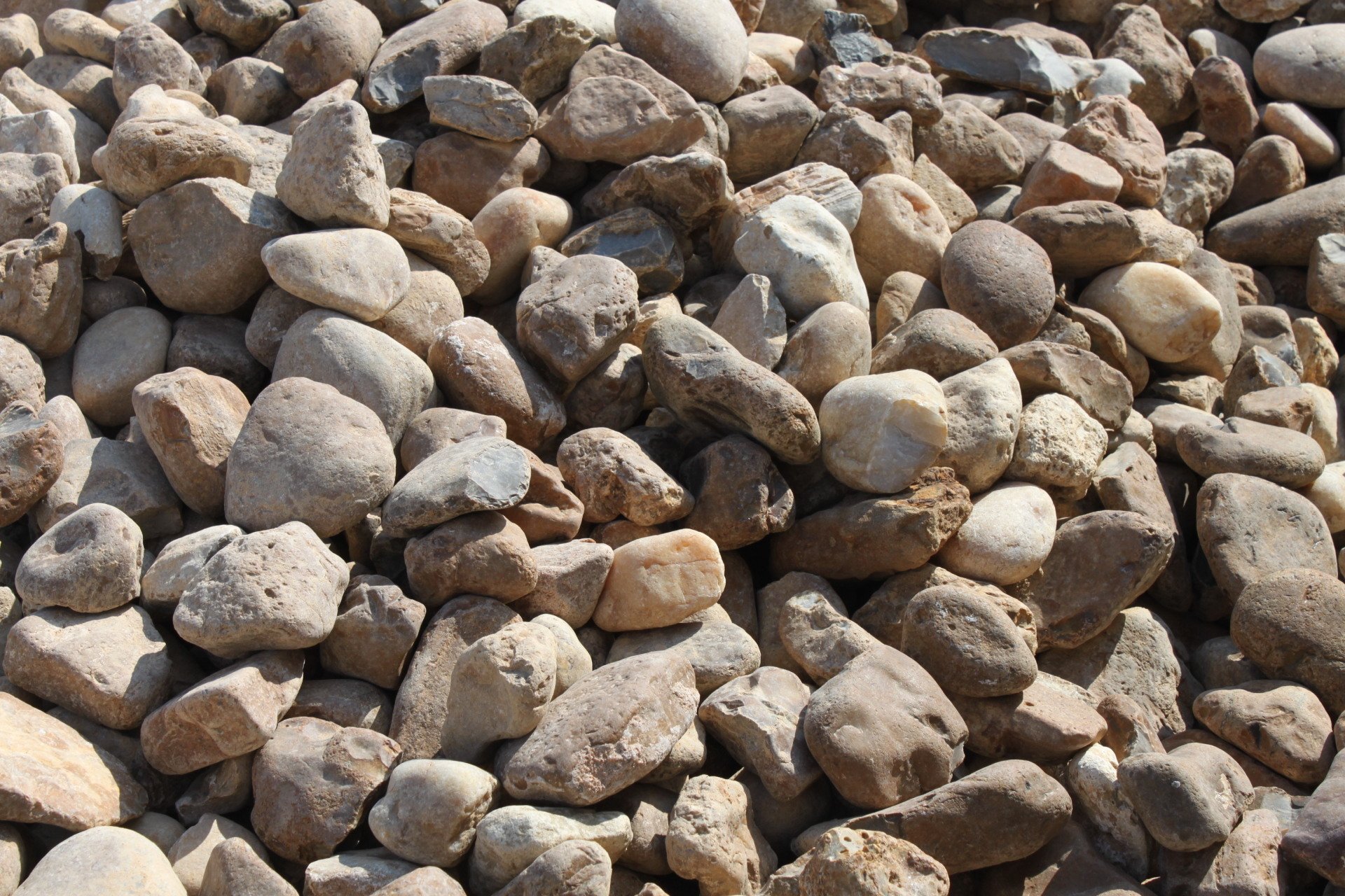River Rock, Landscape Gravel, Rocks, Pea Gravel San Antonio, TX