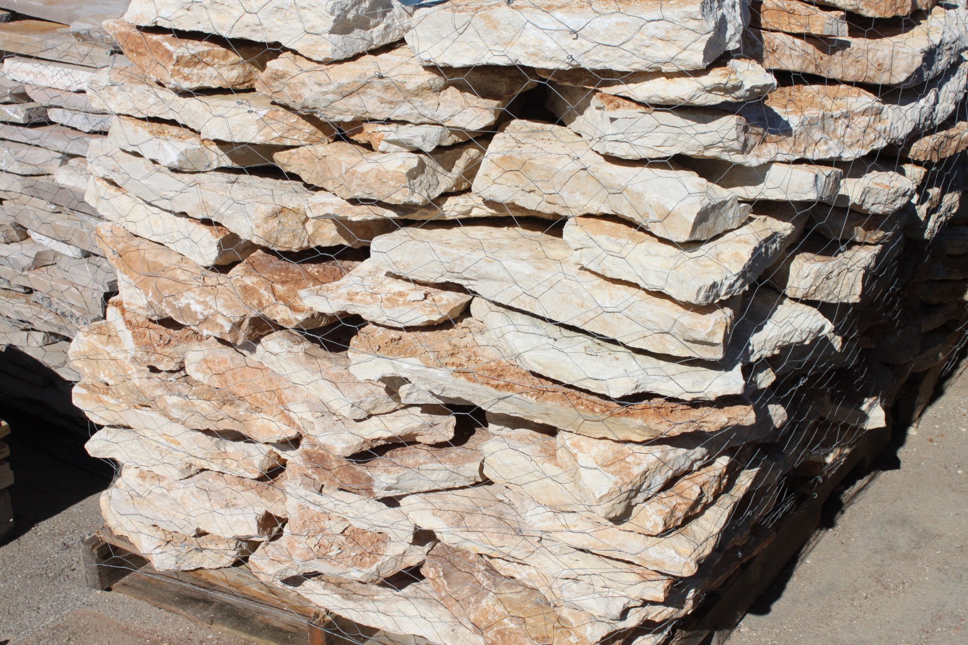 Brown & White Flagstone