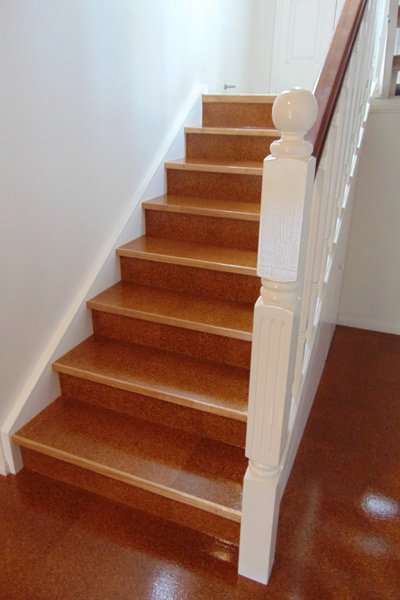 plain / traditional cork on stairs