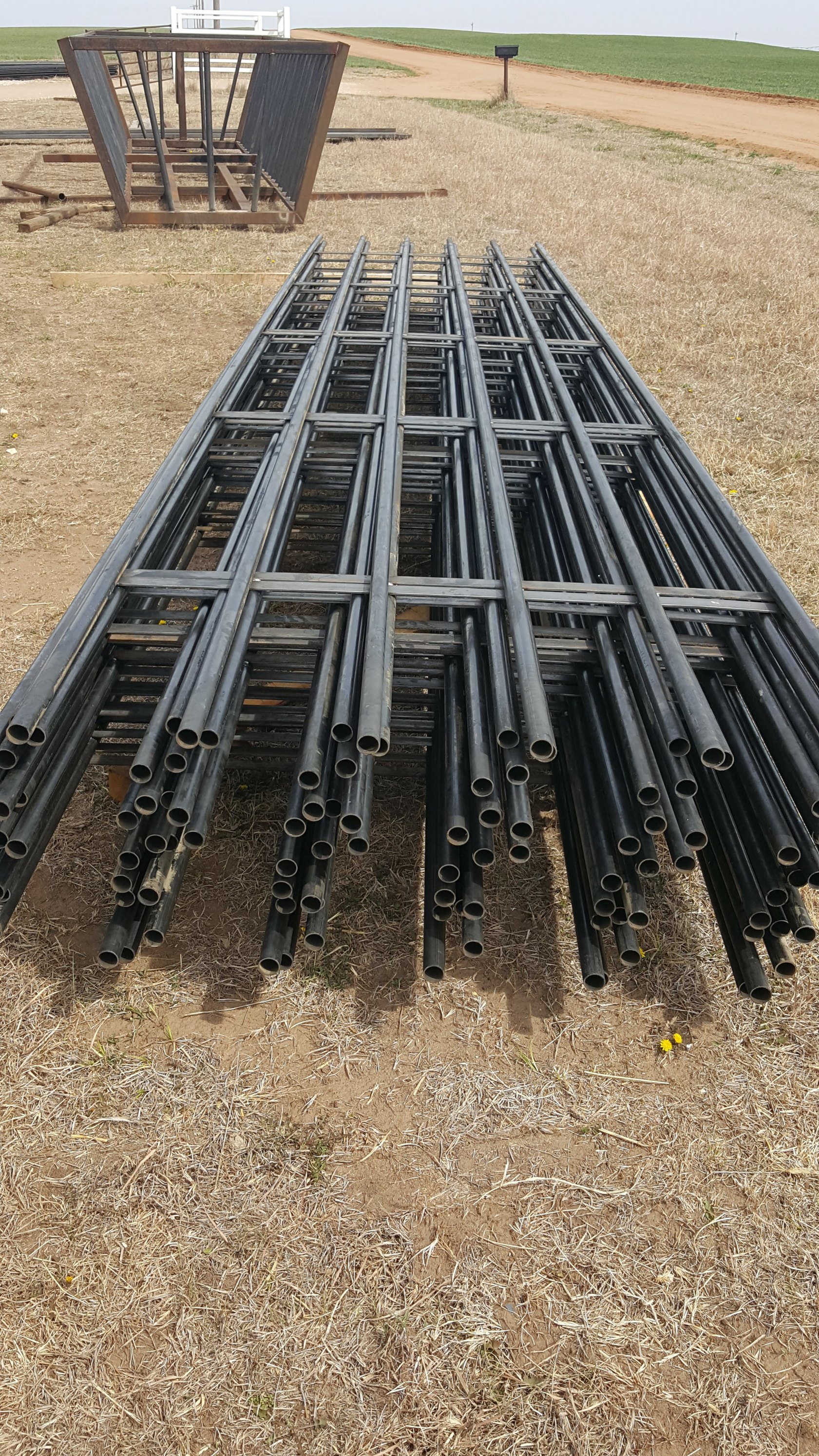 Continuous Fence Panels