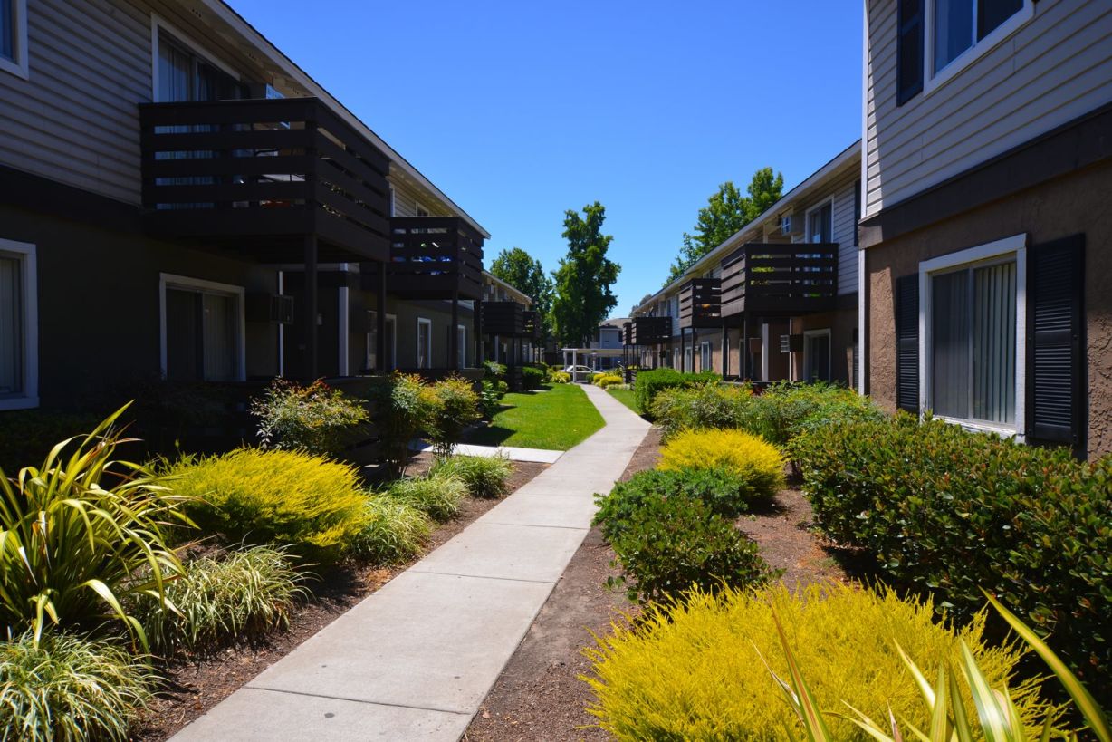 Photos View Photos Online Clayton Crossing Concord, CA