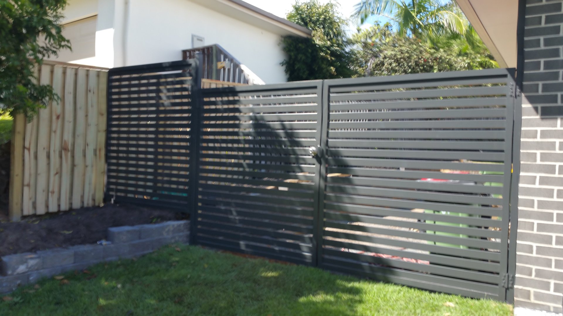 1 Fencing Contractors Gold Coast GC Fencing The Experts