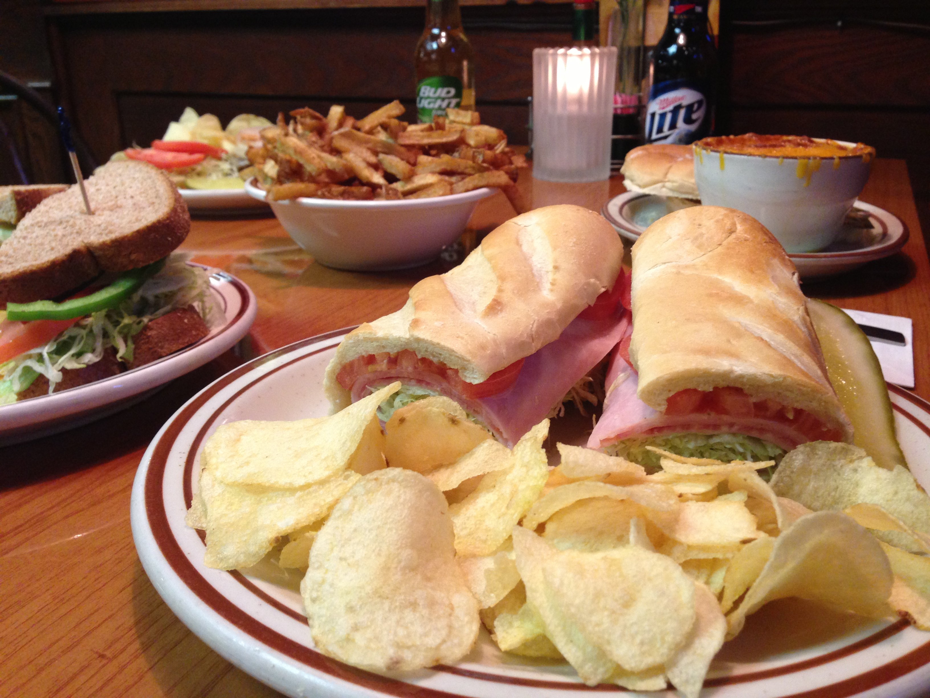 Wags Restaurant Frederick MD, Burgers Frederick MD, Wags Frederick, Sandwiches Frederick MD