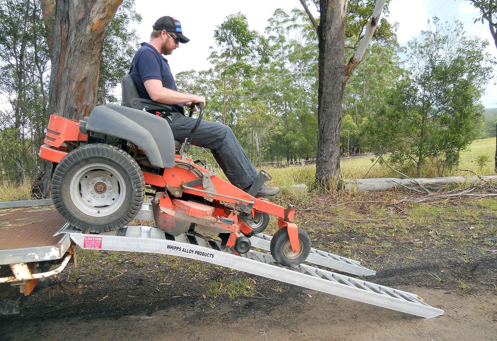 Folding ute ramps 8000