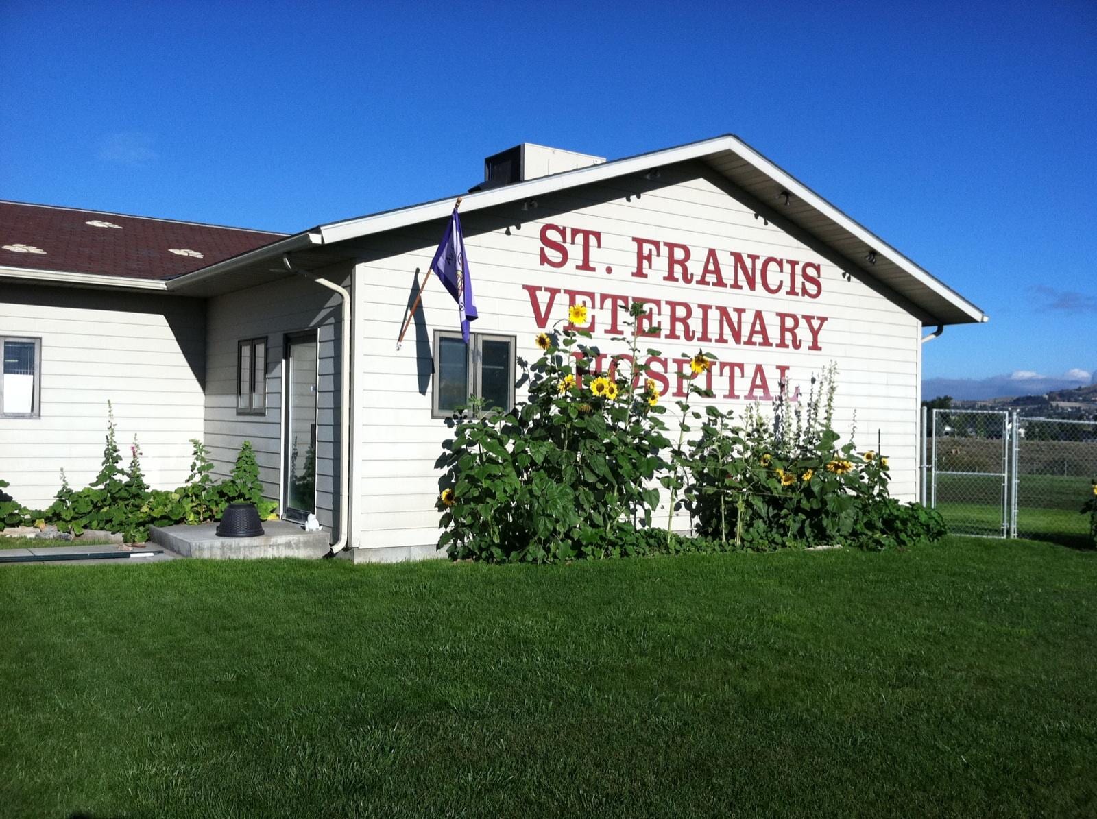 Pet Care Butte Veterinary Clinic St Francis Veterinary Hospital