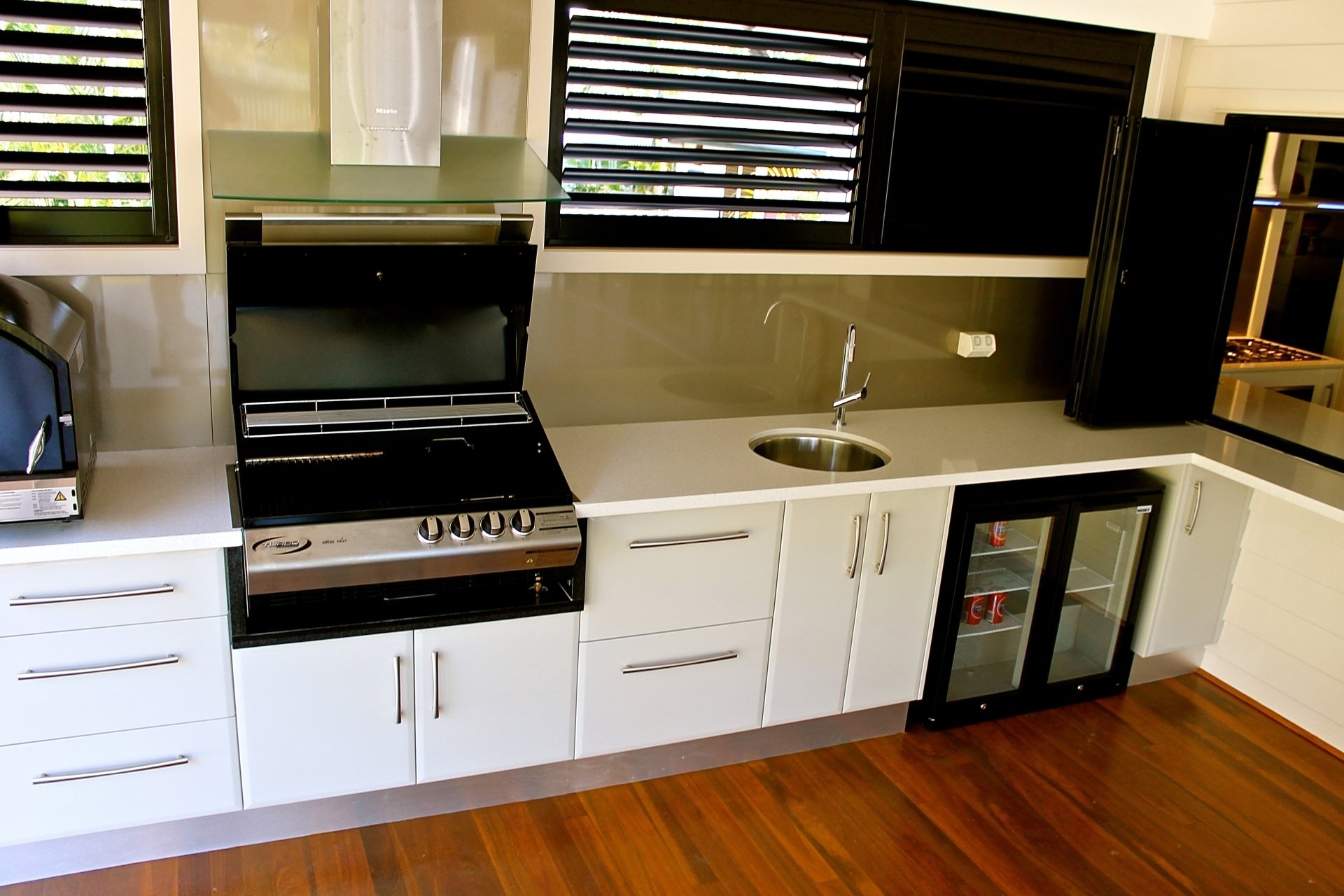 Kitchens Rockhampton Olive & White