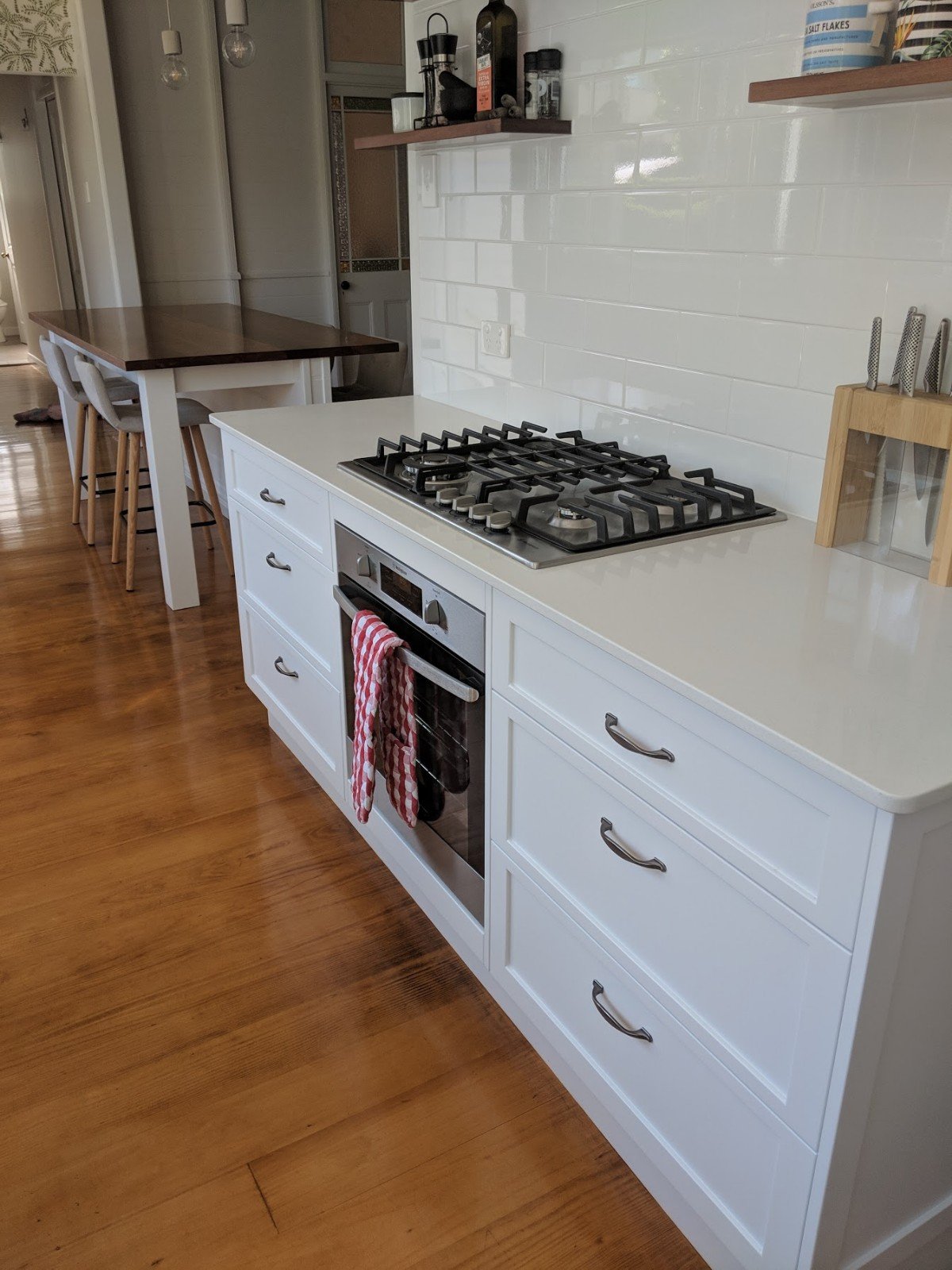 Kitchens Rockhampton Olive & White