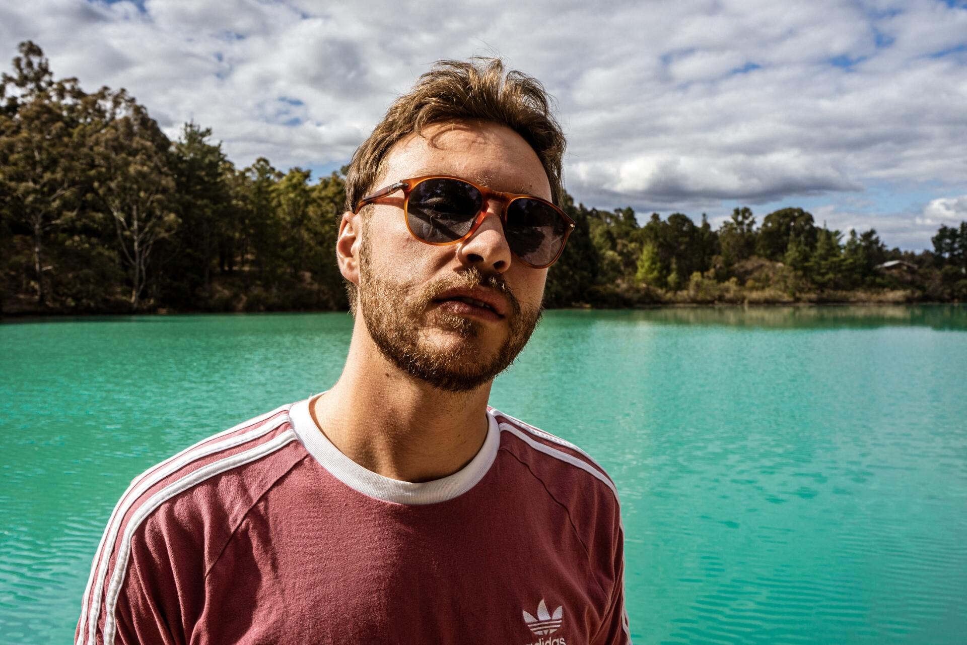 How to Clean and polish plastic eye glass frames [Remove white oxidation]