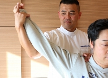 検査